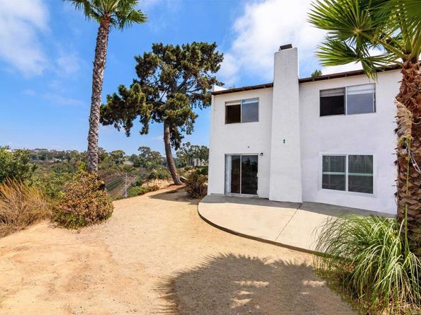 9831 Genesee Ave, San Diego CA 92121