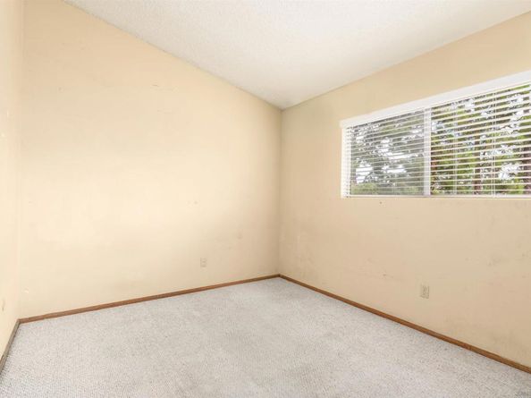 9831 Genesee Ave, San Diego CA 92121