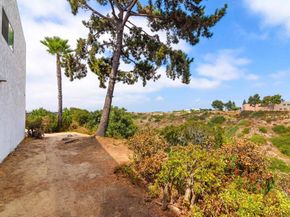 9831 Genesee Ave, San Diego CA 92121