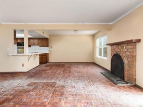 9831 Genesee Ave, San Diego CA 92121