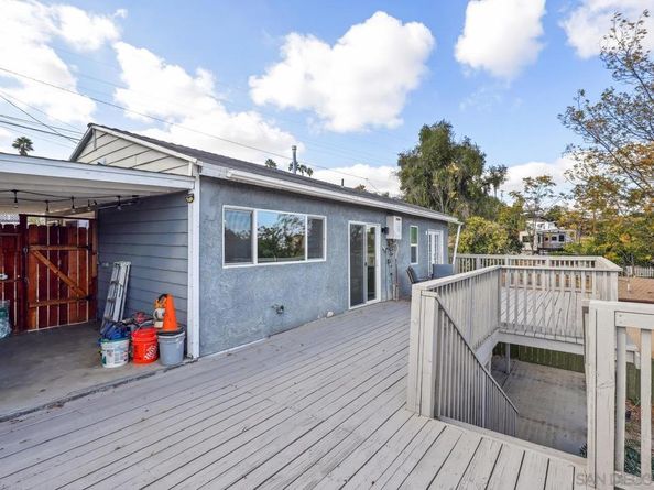 8553 Gardena Rd, Lakeside CA 92040