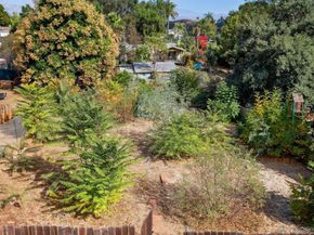 8553 Gardena Rd, Lakeside CA 92040