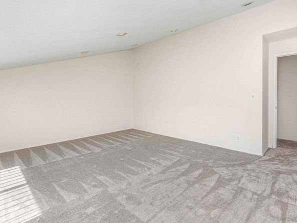 6922 Enders Ave, San Diego CA 92122