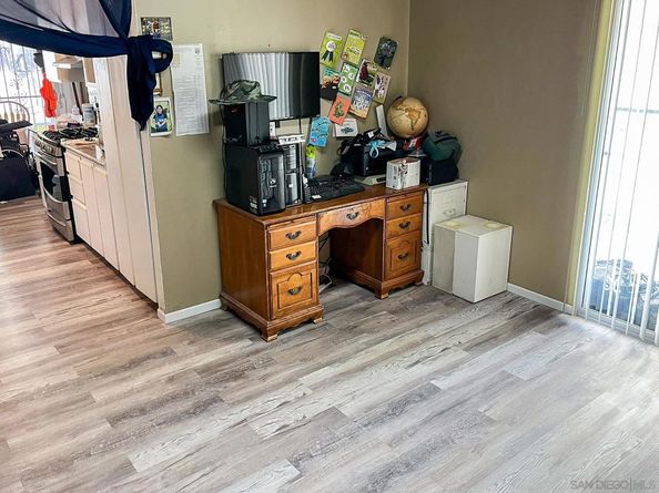1335 Tobias Dr, Chula Vista CA 91911