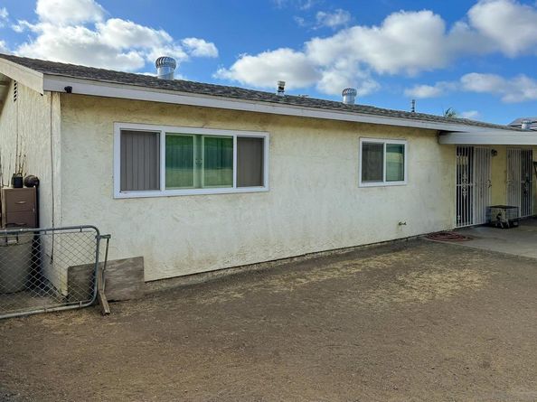 1335 Tobias Dr, Chula Vista CA 91911