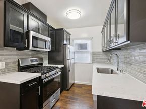 435 W Regent Street, Inglewood CA 90301