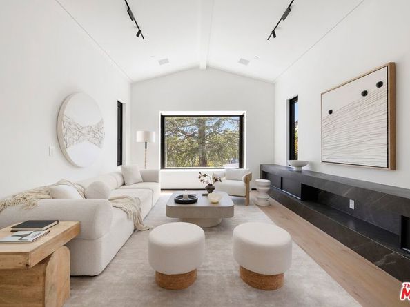 3022 Patricia Avenue, Los Angeles CA 90064