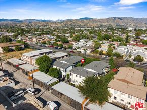 7253 Vineland Avenue, Sun Valley CA 91352