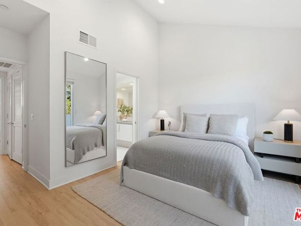 3306 Aria Lane, Los Angeles CA 90034