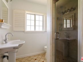 5357 Bevis Avenue, Sherman Oaks CA 91411
