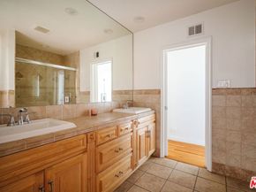 5357 Bevis Avenue, Sherman Oaks CA 91411