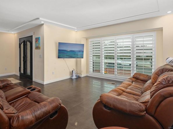 9116 Fletcher Dr., La Mesa CA 91941