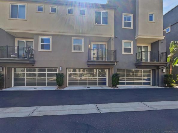 7887 Stylus Dr, San Diego CA 92108