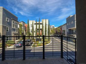 7887 Stylus Dr, San Diego CA 92108