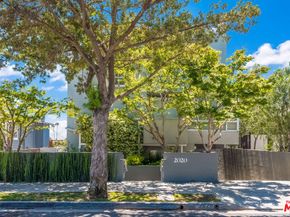 2020 6th Street 2, Santa Monica CA 90405