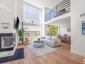 2020 6th Street 2, Santa Monica CA 90405