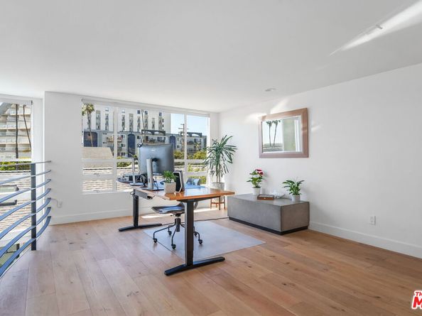 2020 6th Street 2, Santa Monica CA 90405