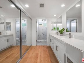 2020 6th Street 2, Santa Monica CA 90405
