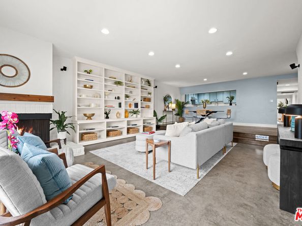 20 Ironsides Street 8, Marina Del Rey CA 90292