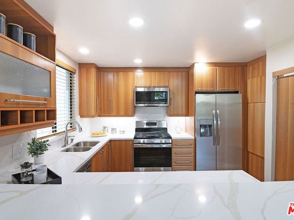 1937 S Beverly Glen Boulevard 47, Los Angeles CA 90025