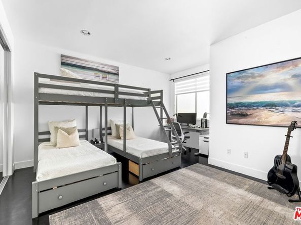 32 Galleon Street, Marina Del Rey CA 90292