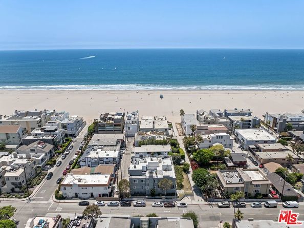 32 Galleon Street, Marina Del Rey CA 90292