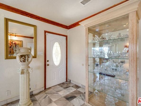 5427 Bushnell Way, Los Angeles CA 90042