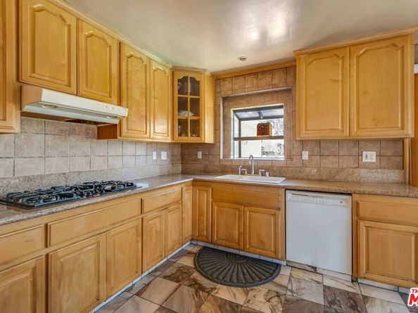5427 Bushnell Way, Los Angeles CA 90042
