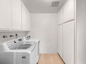 966 Bluegrass Lane, Los Angeles CA 90049
