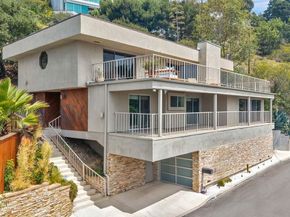 966 Bluegrass Lane, Los Angeles CA 90049