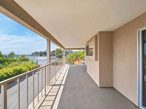 966 Bluegrass Lane, Los Angeles CA 90049