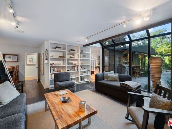 12618 Homewood Way, Los Angeles CA 90049