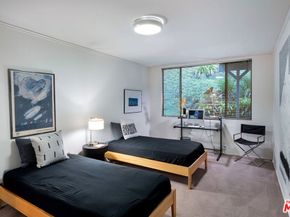 12618 Homewood Way, Los Angeles CA 90049