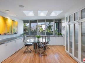 12618 Homewood Way, Los Angeles CA 90049