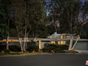 12618 Homewood Way, Los Angeles CA 90049