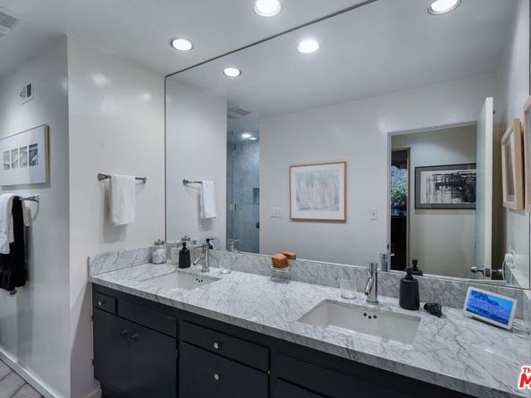 12618 Homewood Way, Los Angeles CA 90049