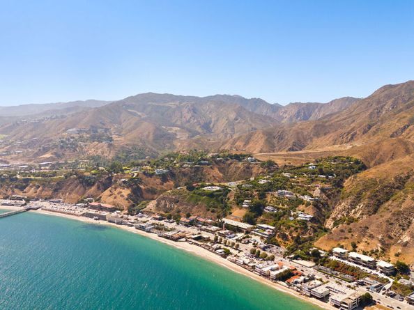 2930 Sweetwater Mesa Road, Malibu CA 90265