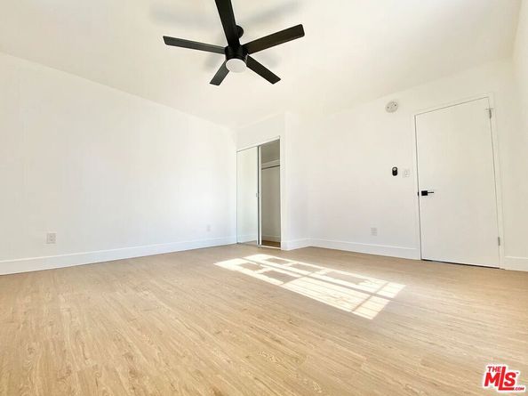 1934 New England Street, Los Angeles CA 90007