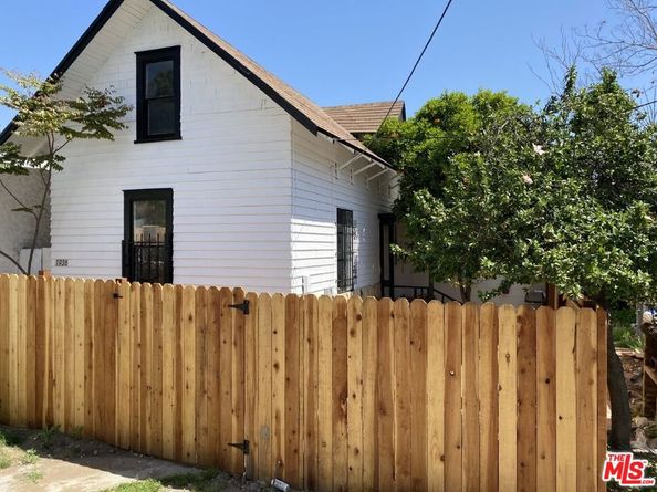 1934 New England Street, Los Angeles CA 90007