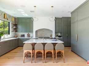 3745 May Street, Los Angeles CA 90066