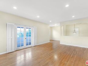 1073 S Mansfield Avenue, Los Angeles CA 90019