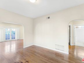 1073 S Mansfield Avenue, Los Angeles CA 90019