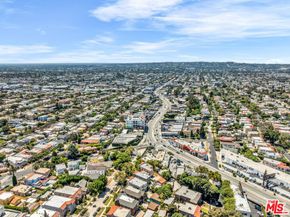 1073 S Mansfield Avenue, Los Angeles CA 90019