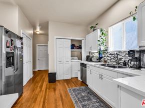 1073 S Mansfield Avenue, Los Angeles CA 90019