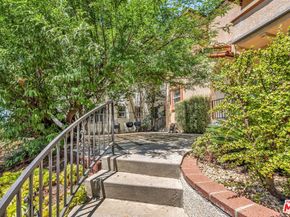 1073 S Mansfield Avenue, Los Angeles CA 90019