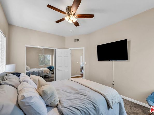1073 S Mansfield Avenue, Los Angeles CA 90019