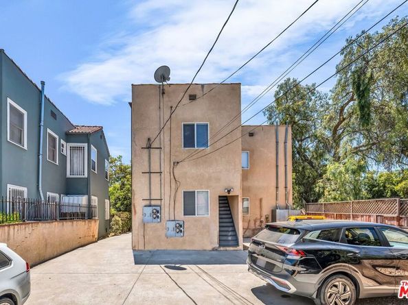 1073 S Mansfield Avenue, Los Angeles CA 90019