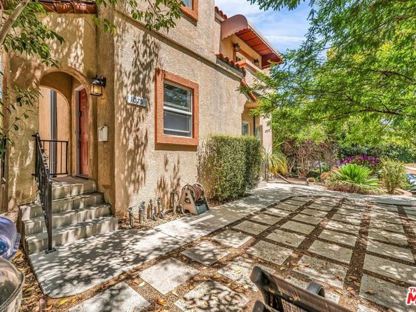 1073 S Mansfield Avenue, Los Angeles CA 90019