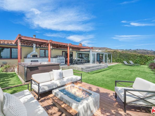 18262 Coastline, Malibu CA 90265