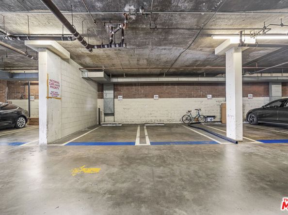 4477 Wilshire Boulevard 304, Los Angeles CA 90010
